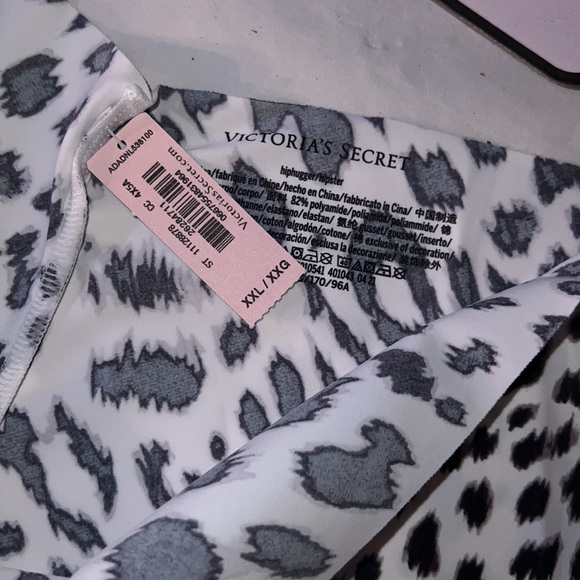 (XXL) Victoria's Secret No Show Hiphugger Underwear Panty - Picture 9 of 10